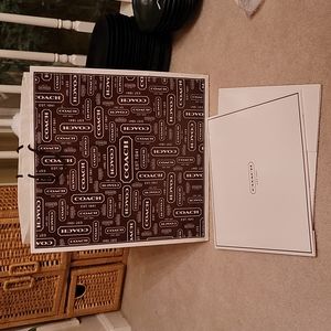 Coach gift box and bag (brown/white)
